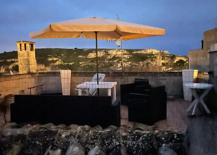 Dimora La Gravina Bed & Breakfast 3*